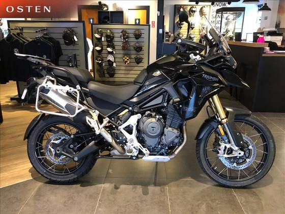 TRIUMPH TIGER 1200 BLACK EDITION TRIUMPH TIGER 1200 BLACK EDITION